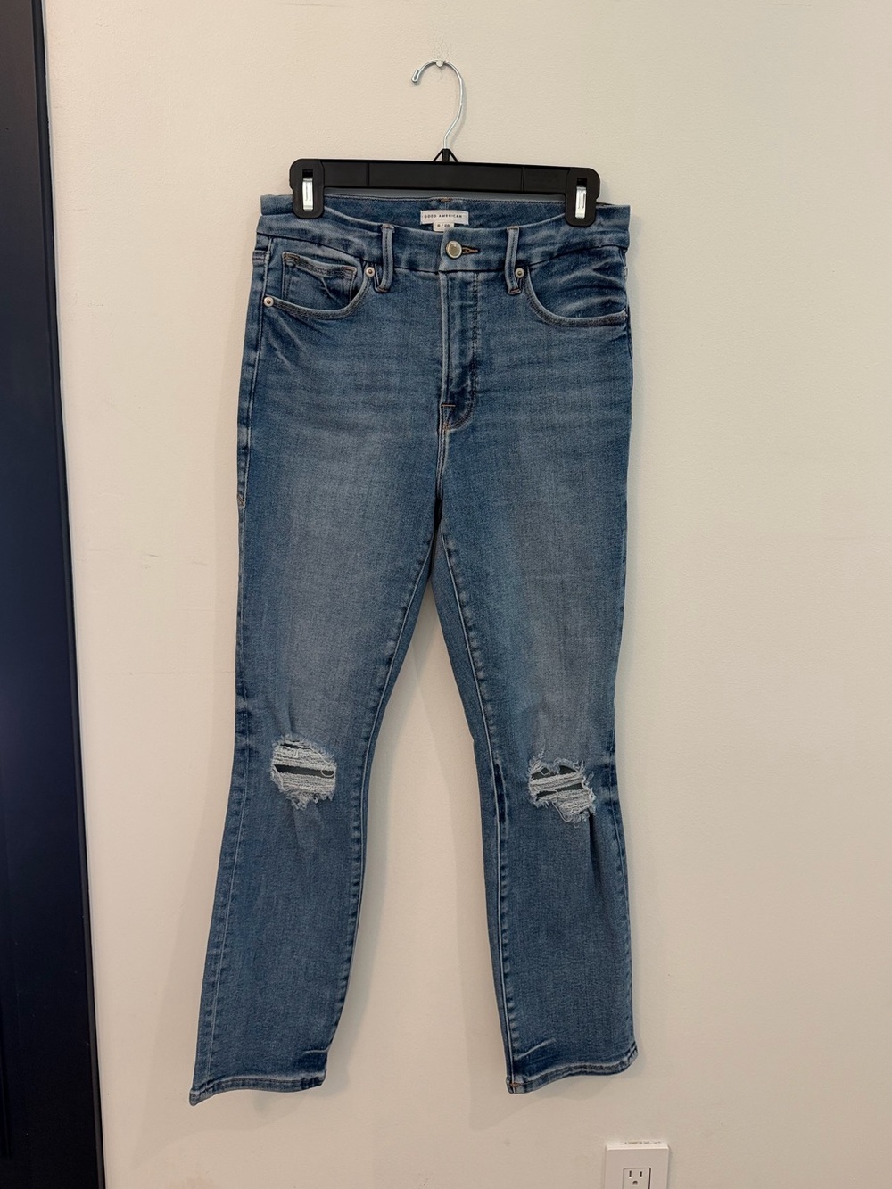 Good American Good Legs Straight Leg Jeans in Medium Blue Distresssed